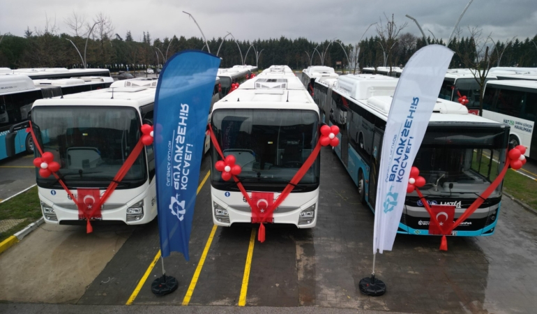 Büyükşehir’den ulaşıma 27 yeni otobüs
