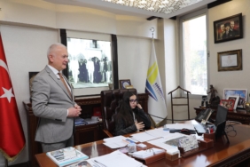 23 Nisan’da Başkanlık Koltuğu Minik Ada’ya Emanet Edildi3