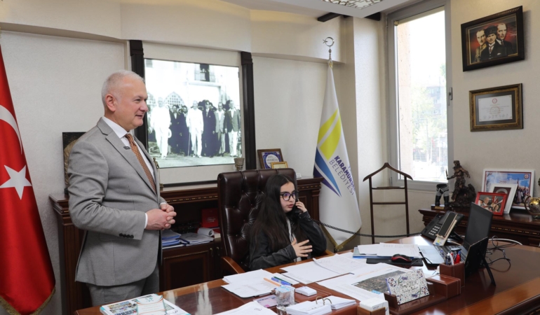 23 Nisan’da Başkanlık Koltuğu Minik Ada’ya Emanet Edildi