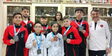 Darıca'nın minik sporcuları Türkiye Şampiyonası’na damga vurdu!