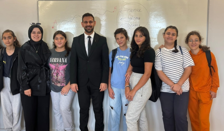 WhatsApp Image 2025-04-08 at 15.59.58 (1)