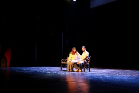 Özel bireyler tiyatro oyununda hünerlerini sergiledi (1)