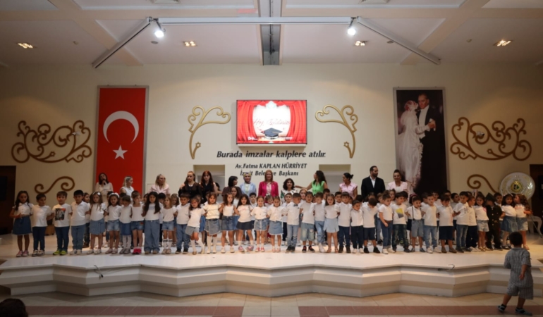 Çınar Çocuk Evlerinde mezuniyet sevinci