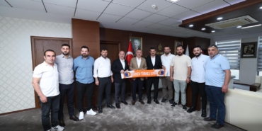 Şampiyon Darıca Türkeli’den Büyükakın’a ziyaret1