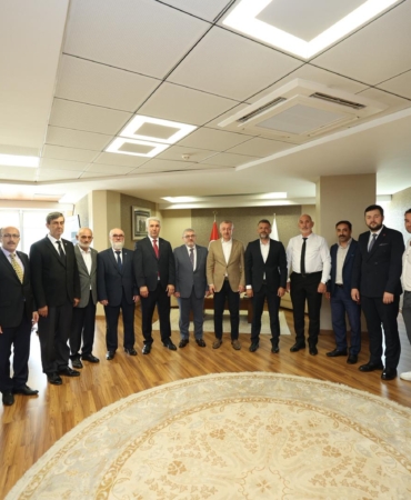 Başkan Büyükakın'a YRP ziyareti (2)