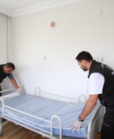 Büyükşehir'den 15 bin vatandaşa hasta karyolası (3) (Büyük)