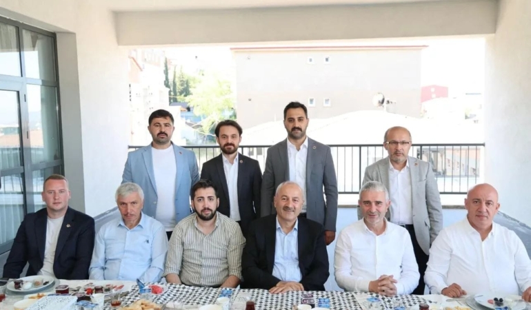 Gebze Beylikbağı’nda geniş katılımlı istişare toplantısı gerçekleştirildi