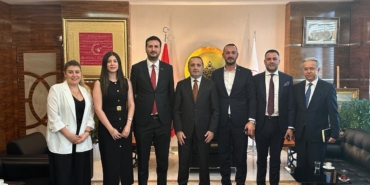 BB5C648A-236D-4BFC-A548-94279B428F2F