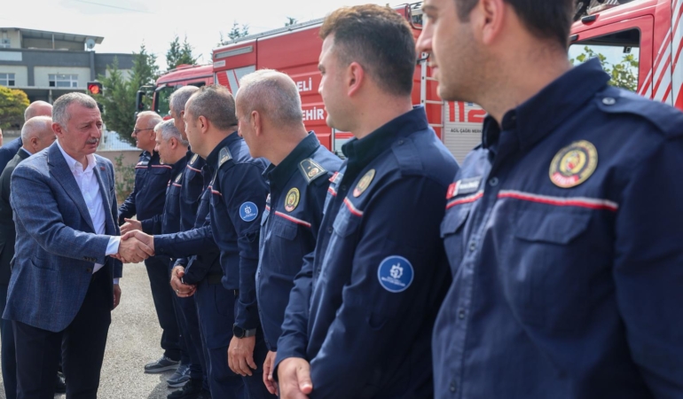 Büyükakın: İtfaiye erlerimiz Türkiye’nin kahramanları