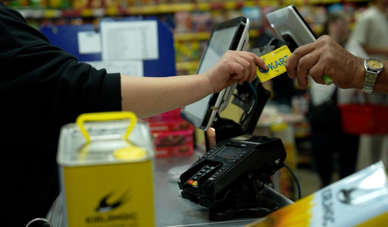 Büyükşehir’den 25 bin haneye 41 Kart desteği