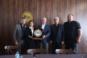 Cemevlerinden Başkan Büyükakın'a teşekkür (4)