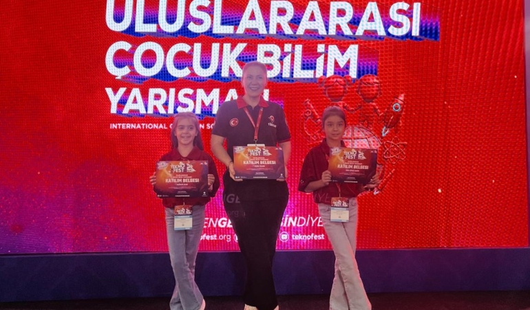 Kocaeli'nin genç dahileri TEKNOFEST'te ses getirdi (6)