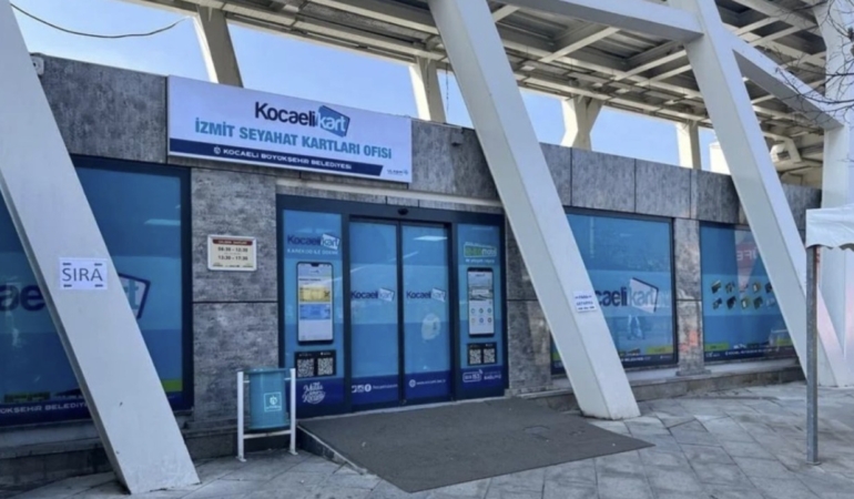 Seyahat Kart Ofisleri cumartesi günü açık