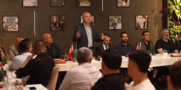 Vali Aktaş ile Başkan Büyükakın'dan Beşiktaş maçı öncesi Kocaelispor'a moral (4)