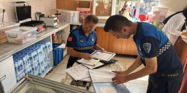 Zabıtadan okul kantinlerine sıkı takip (4)