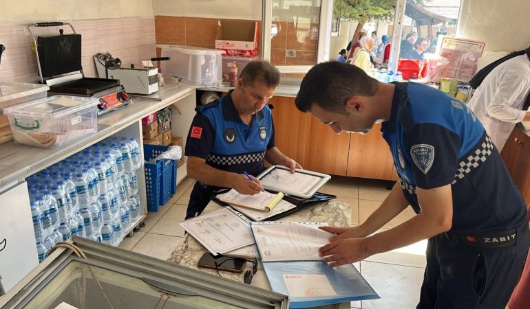 Zabıtadan okul kantinlerine sıkı takip (4)