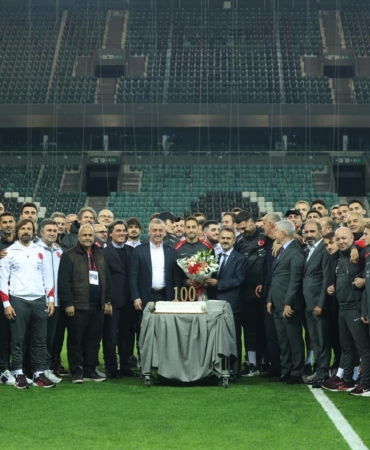 Tarihi maç öncesi Milli Takım'a moral verdiler (5)