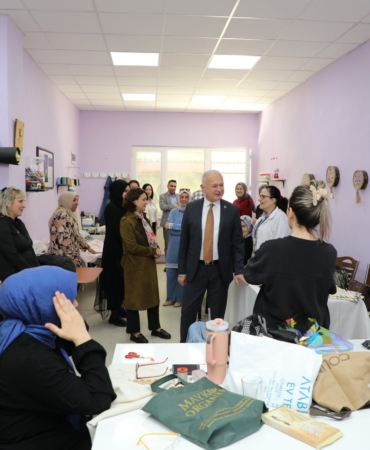 KARMEK’te Eğitim Üretime, El Emeği Kazanca Dönüşüyor (7)