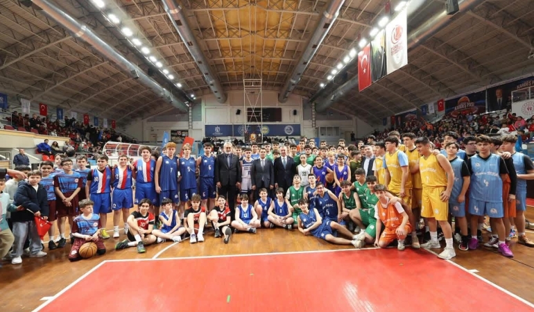 Başkan Büyükakın'dan gençlere _Kardeş Pası_ (2)