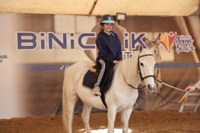 Ara tatilde 230 çocuk binicilikle tanıştı (3)