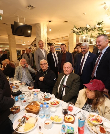 Büyükakın şehit aileleri, gazi ve yaşlılar ile bir araya geldi (4)