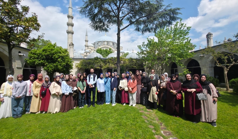 Bu proje hem okutuyor, hem gezdiriyor (15)