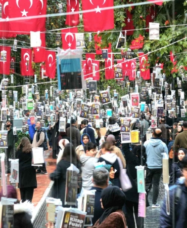 Ağaçlar, 16. kez kitap açtı! (2) kopya