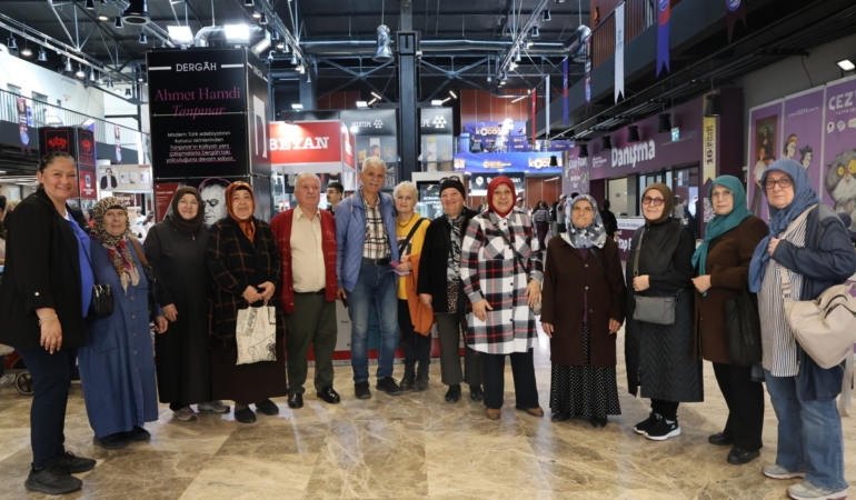 Saygınlar kitap şöleninde buluştu